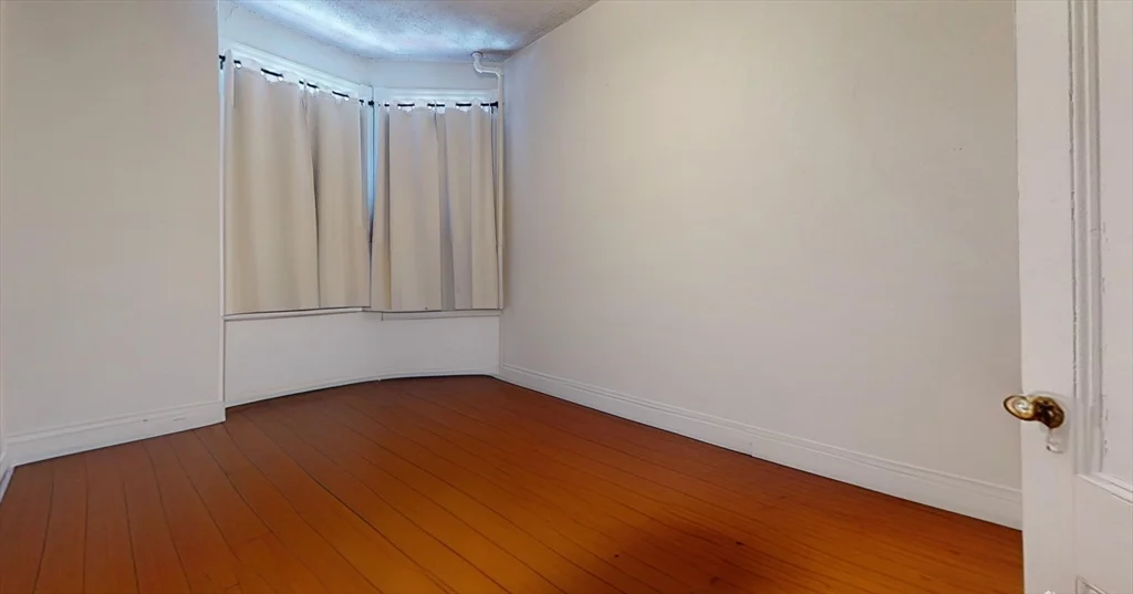 2 bed, 1 bath apartment for rent at 10-14 Union Park Unit 2, South End — photo 7 of 12