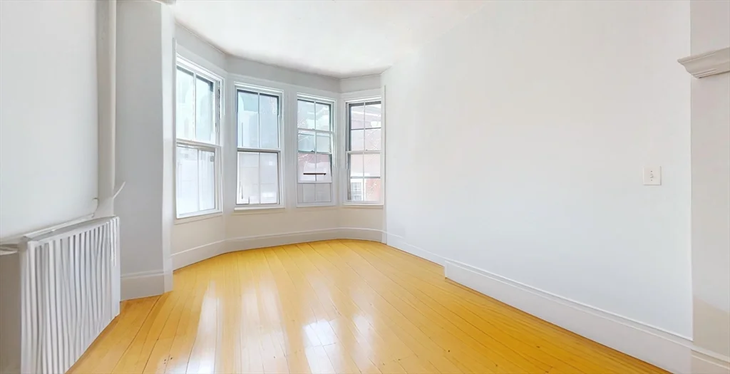 2 bed, 1 bath apartment for rent at 10-14 Union Park Unit 2, South End — photo 10 of 12