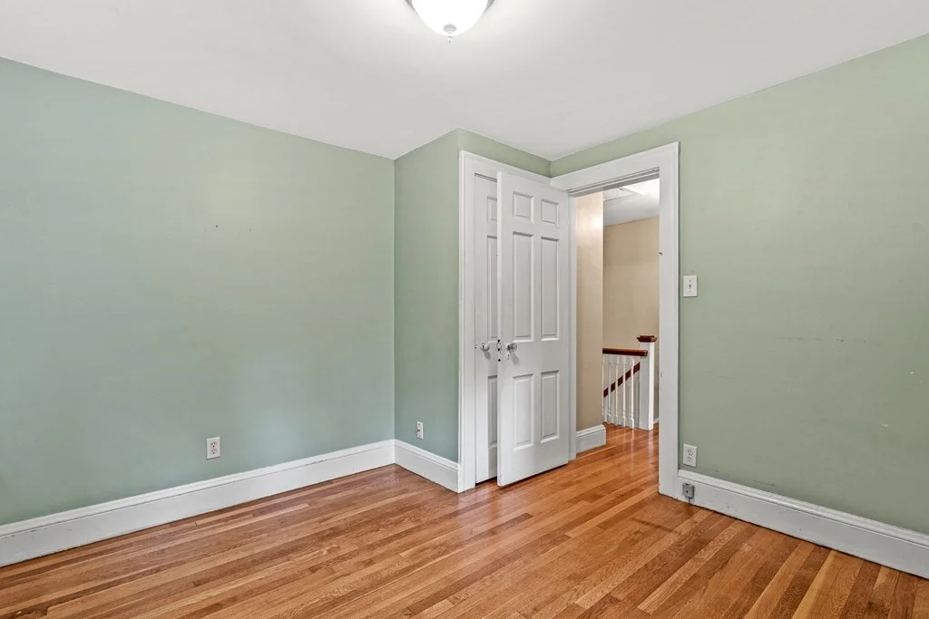3 bed, 2 bath apartment for rent at 10 A Chesterford Rd East, Winchester — photo 32 of 42