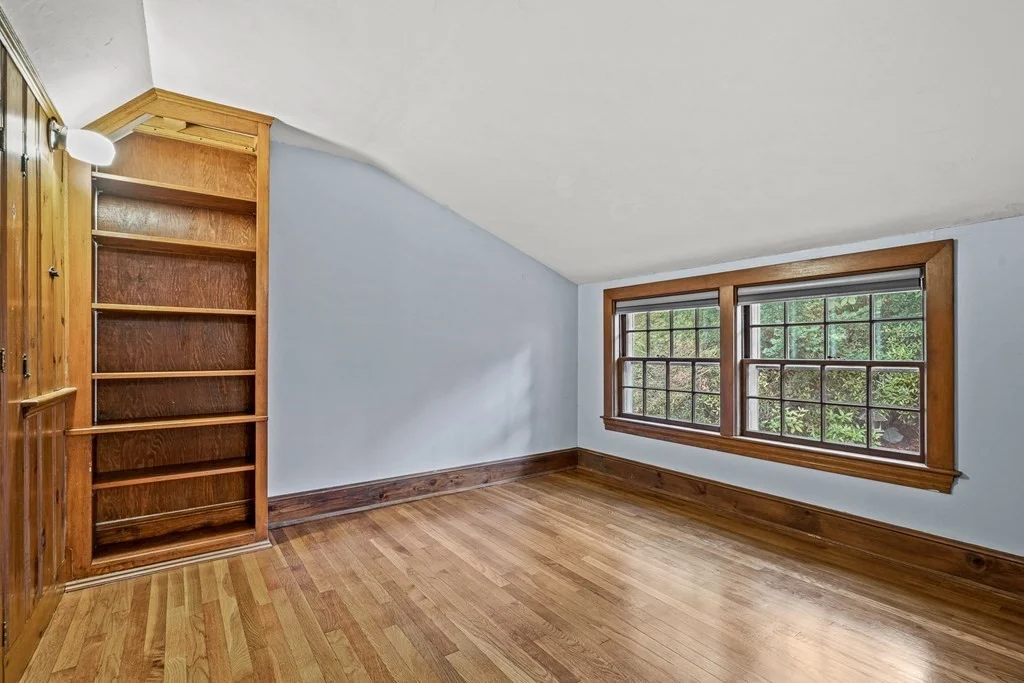 3 bed, 2 bath apartment for rent at 10 A Chesterford Rd East, Winchester — photo 27 of 42
