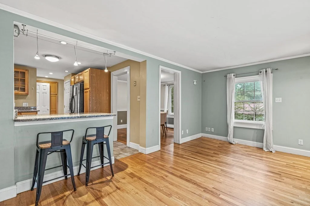 3 bed, 2 bath apartment for rent at 10 A Chesterford Rd East, Winchester — photo 13 of 42
