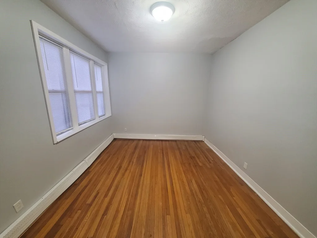 2 bed, 1 bath apartment for rent at 10 Abbotsford St Unit 1, Dorchester — photo 3 of 11