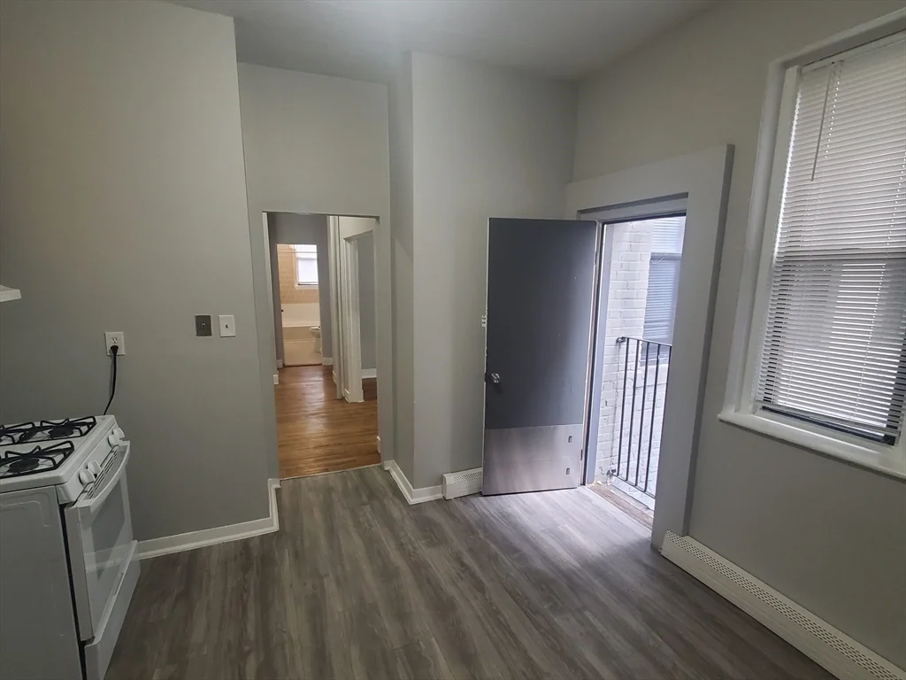 2 bed, 1 bath apartment for rent at 10 Abbotsford St Unit 2, Dorchester — photo 3 of 13