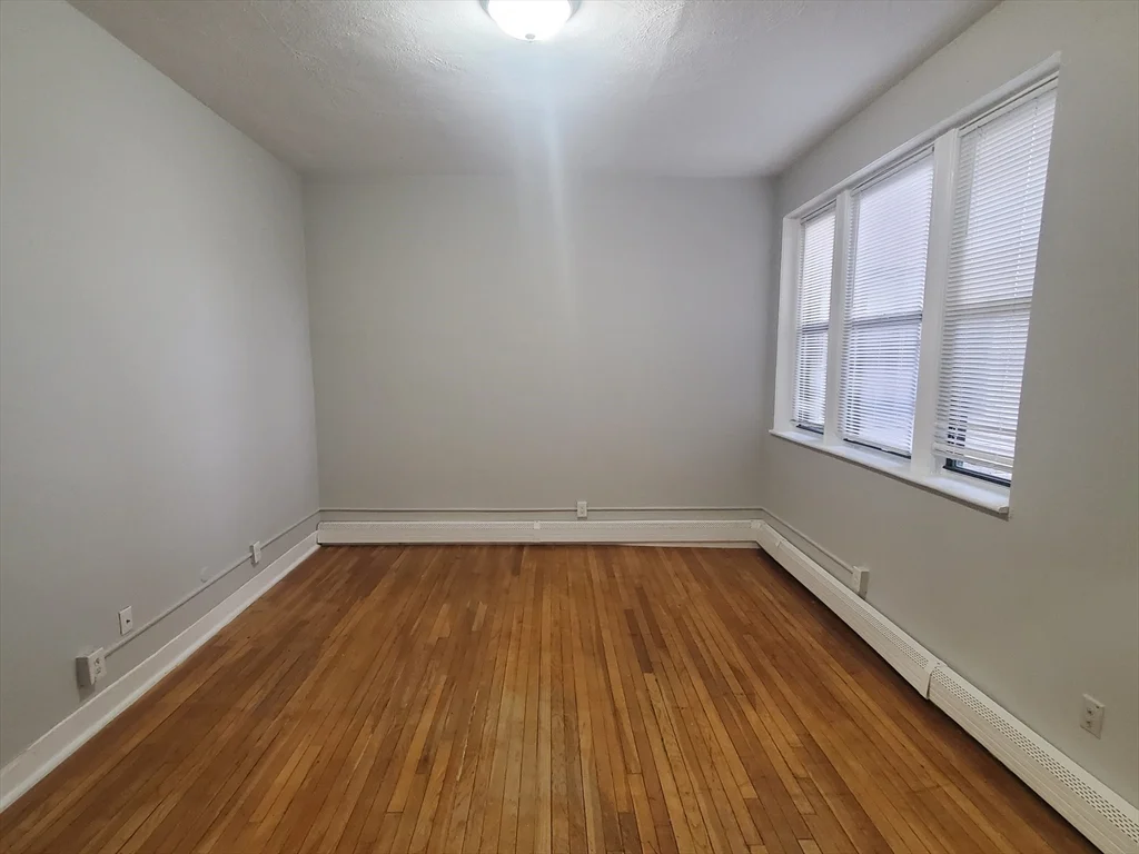 2 bed, 1 bath apartment for rent at 10 Abbotsford St Unit 2, Dorchester — photo 4 of 13