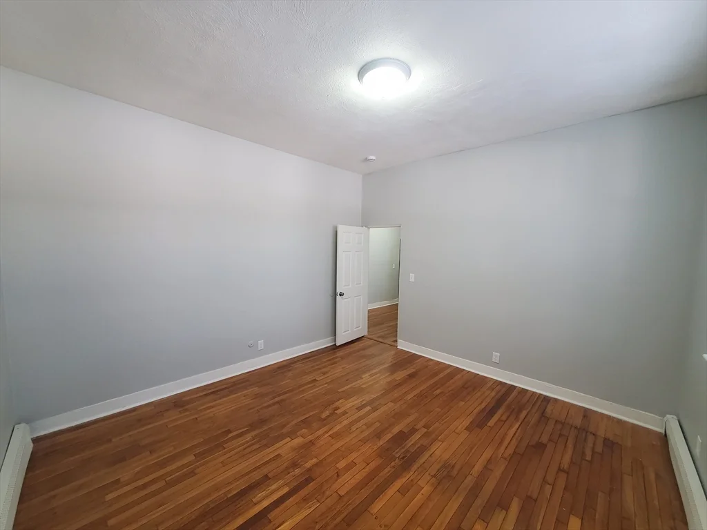 1 bed, 1 bath apartment for rent at 10 Abbotsford St Unit 3, Dorchester — photo 4 of 12