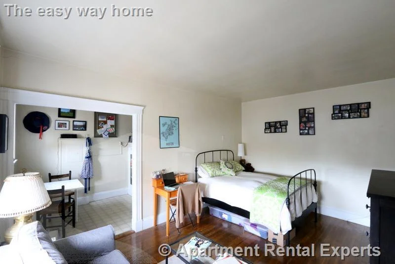 Studio bed, 1 bath apartment for rent at 10 Agassiz St Unit 31, Porter Square — photo 4 of 9