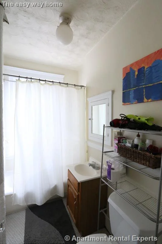 Studio bed, 1 bath apartment for rent at 10 Agassiz St Unit 31, Porter Square — photo 9 of 9