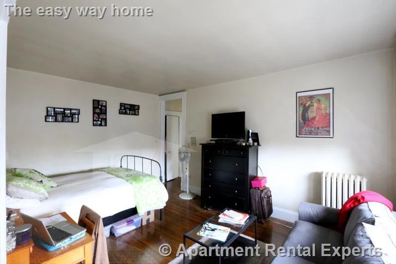 Studio bed, 1 bath apartment for rent at 10 Agassiz St Unit 31, Porter Square