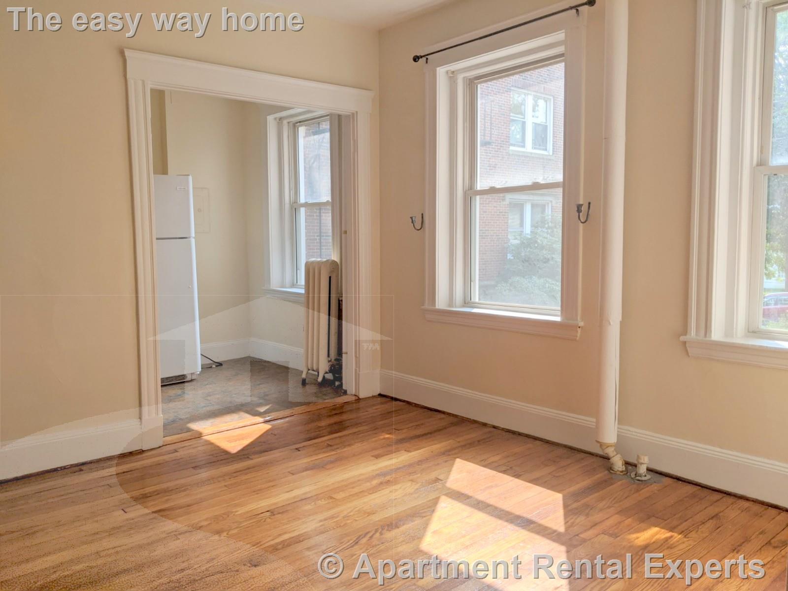Studio bed, 1 bath apartment for rent at 10 Agassiz St Unit 8, Porter Square