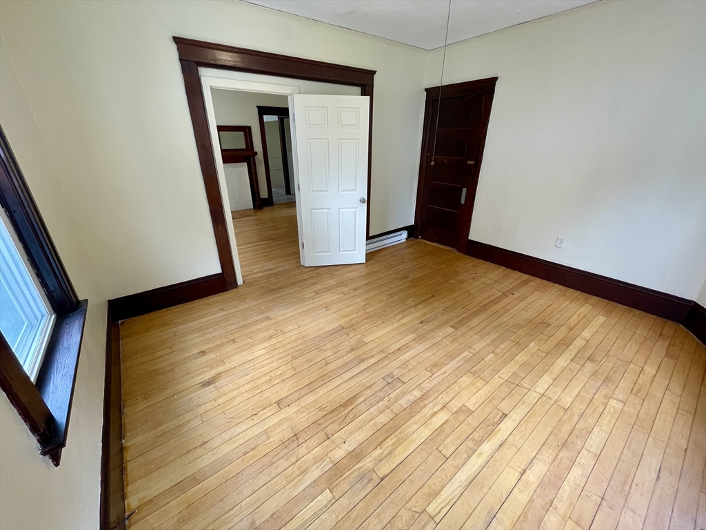 3 bed, 1 bath apartment for rent at 10 Agawam St Unit 2, Worcester — photo 8 of 17