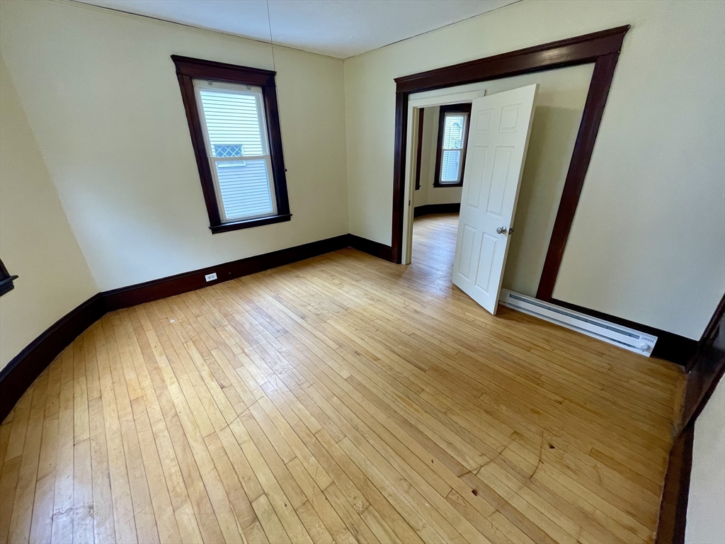 3 bed, 1 bath apartment for rent at 10 Agawam St Unit 2, Worcester — photo 7 of 17