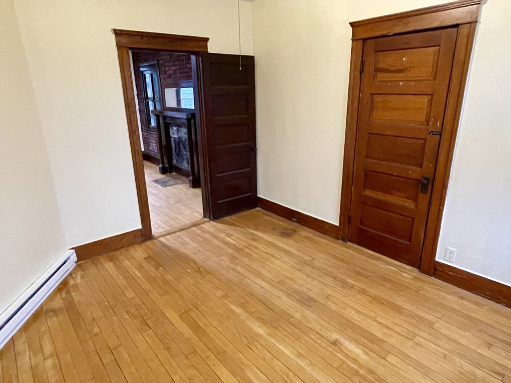 3 bed, 1 bath apartment for rent at 10 Agawam St Unit 3, Worcester — photo 8 of 22