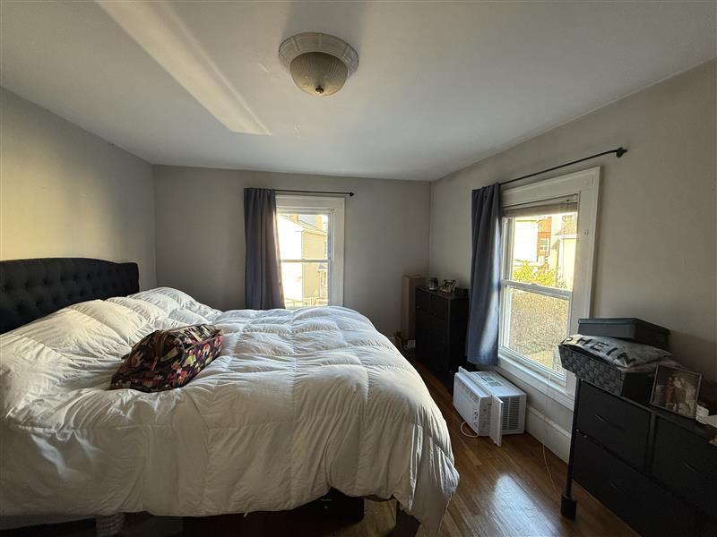 2 bed, 2 bath apartment for rent at 10 Allen St Unit 1, Ward Two — photo 9 of 12