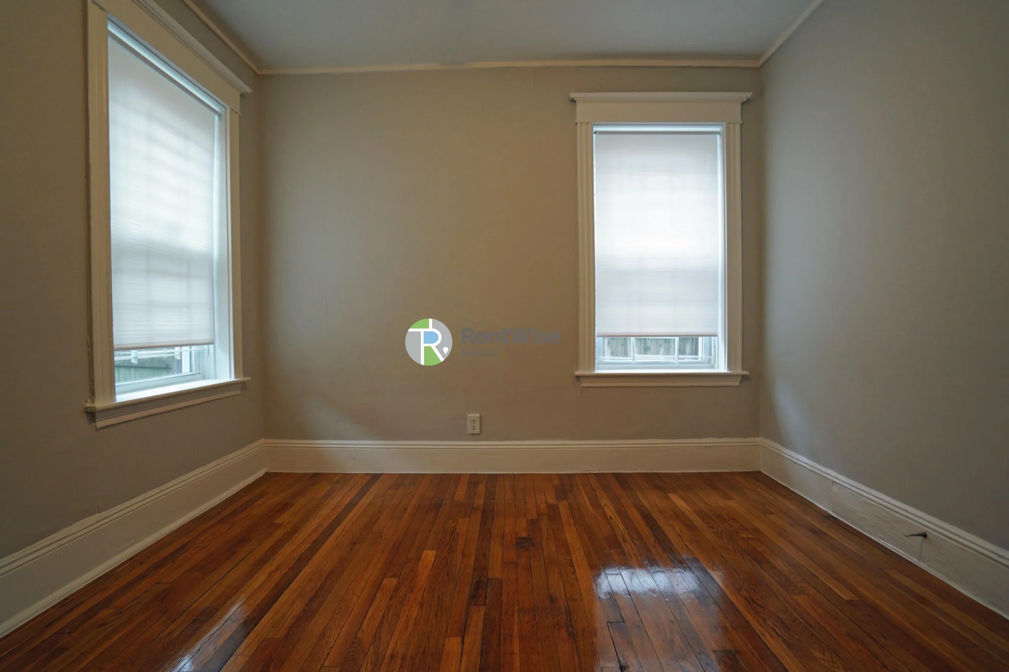 2 bed, 1 bath apartment for rent at 10 Allston St Unit 2, Brighton — photo 12 of 14