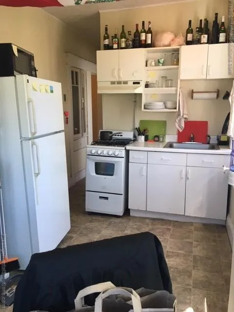 2 bed, 1 bath apartment for rent at 10 Allston St Unit 3, Brighton