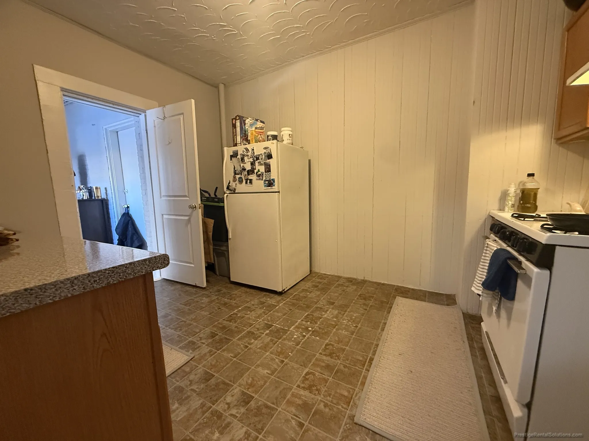 2 bed, 1 bath apartment for rent at 10 Allston St Unit 8, Brighton — photo 5 of 15