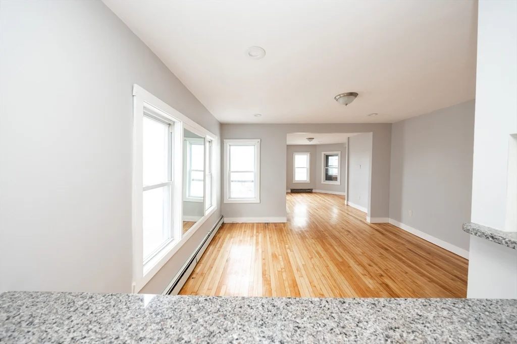 3 bed, 2 bath apartment for rent at 10 Alpine Unit 1, Worcester — photo 9 of 16