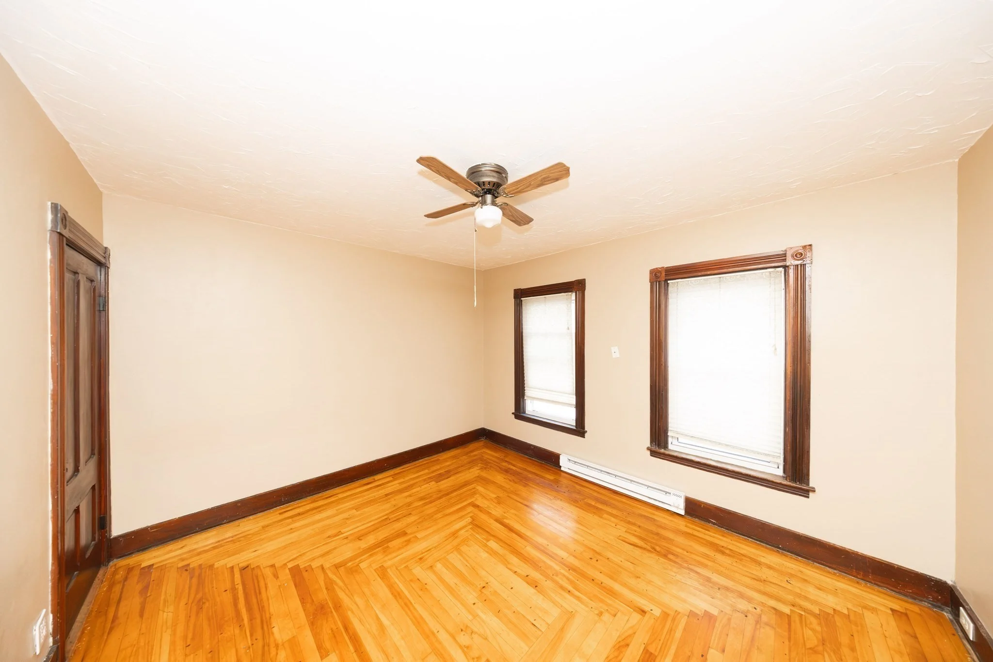 2 bed, 1 bath apartment for rent at 10 Alpine Unit 3, Worcester — photo 3 of 23