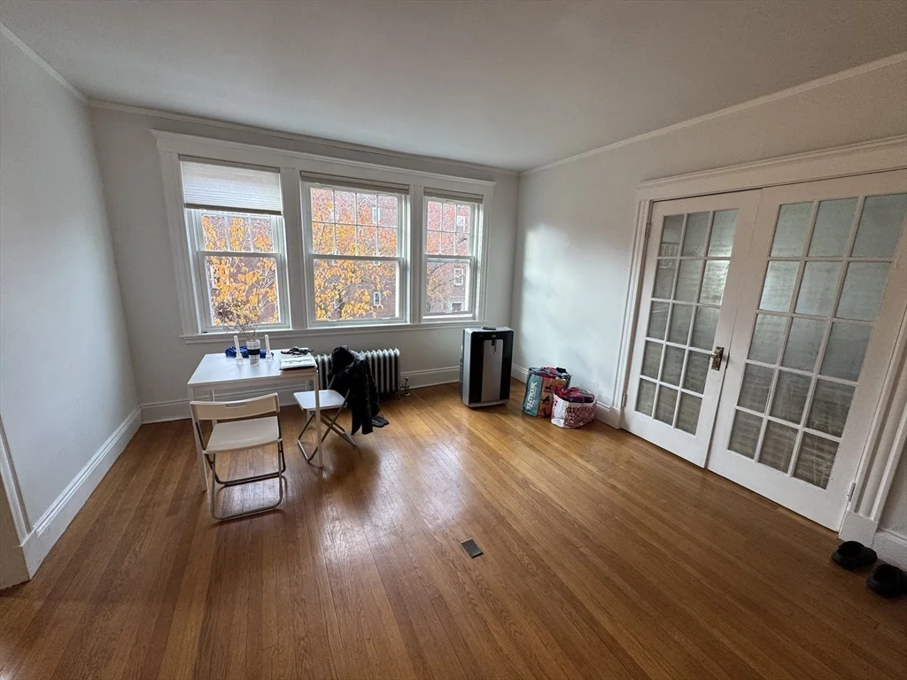 4 bed, 2 bath apartment for rent at 10 Alton Ct Unit 02A, Coolidge Corner