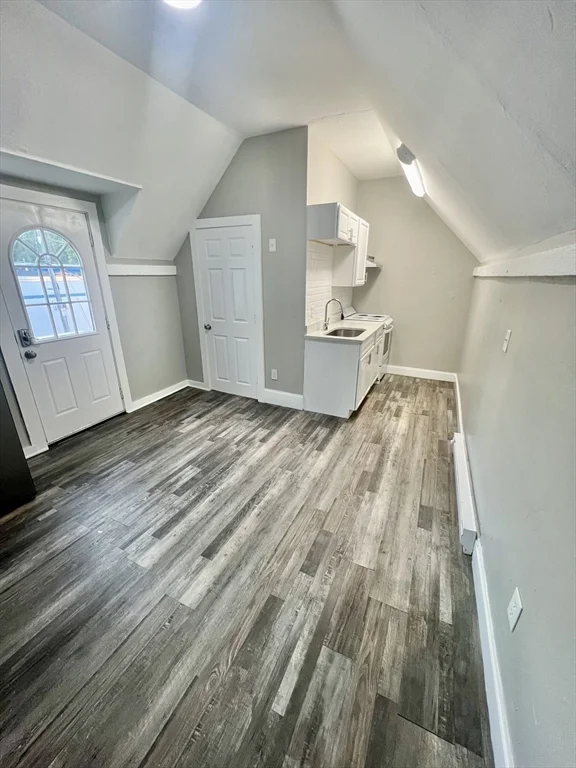 2 bed, 1 bath apartment for rent at 10 Ames Pl Unit 2, Marlborough