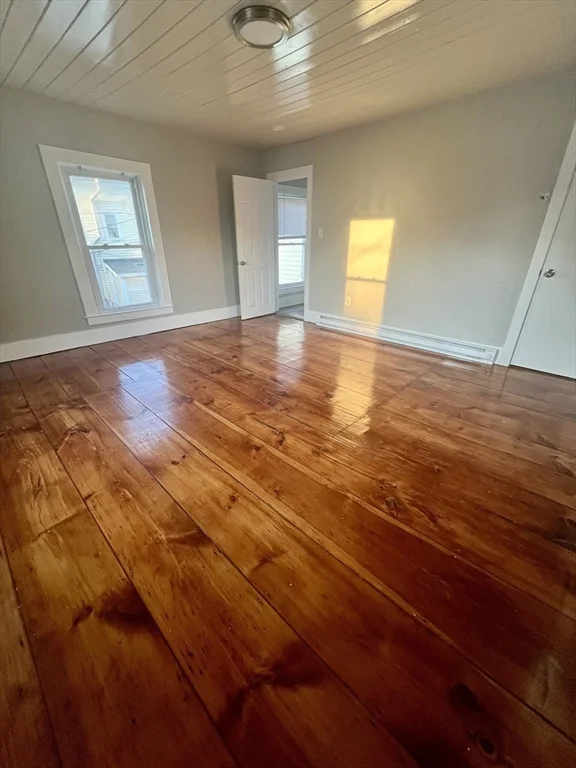 2 bed, 1 bath apartment for rent at 10 Ames Pl Unit 2, Marlborough — photo 3 of 7