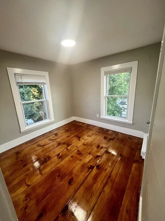2 bed, 1 bath apartment for rent at 10 Ames Pl Unit 2, Marlborough — photo 5 of 7