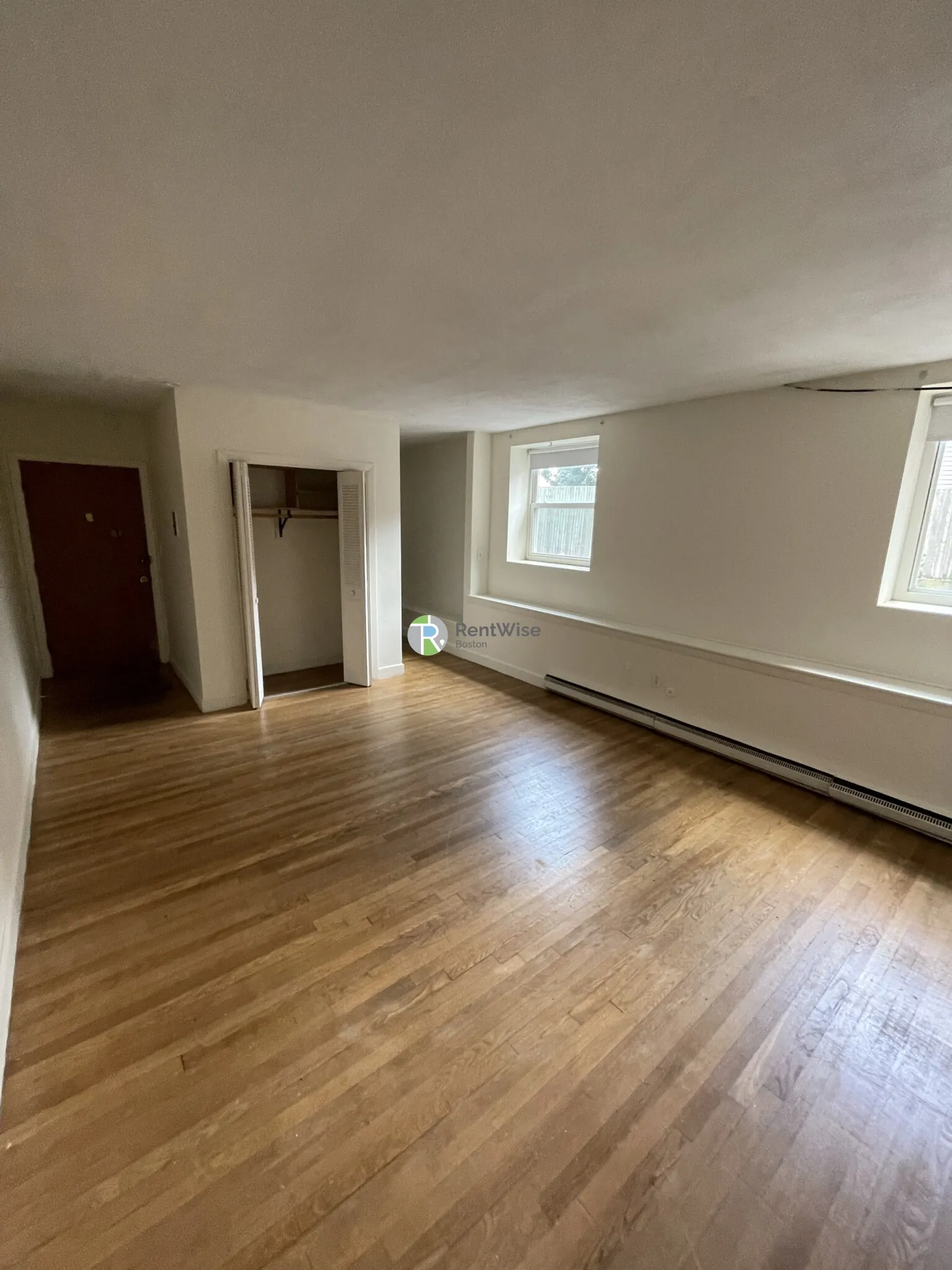 Studio bed, 1 bath apartment for rent at 10 Armington St Unit 1, Allston