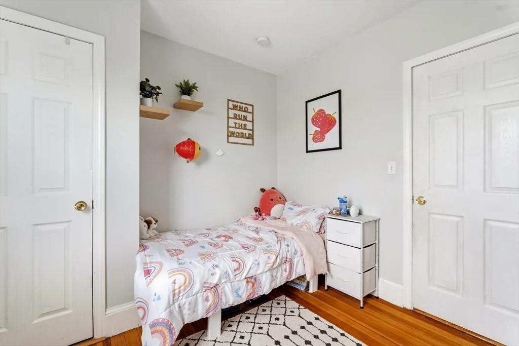 3 bed, 1 bath apartment for rent at 10 Ashmont Ct Unit 3, Dorchester — photo 13 of 21
