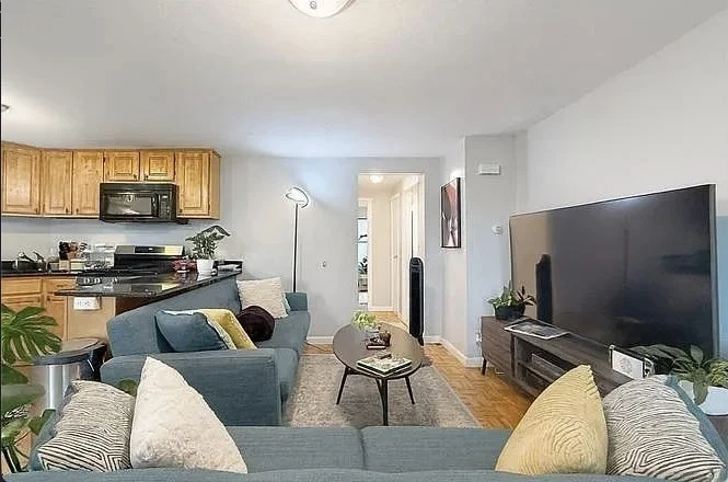 2 bed, 1 bath apartment for rent at 10 Avon St Unit 17, Spring Hill — photo 3 of 16