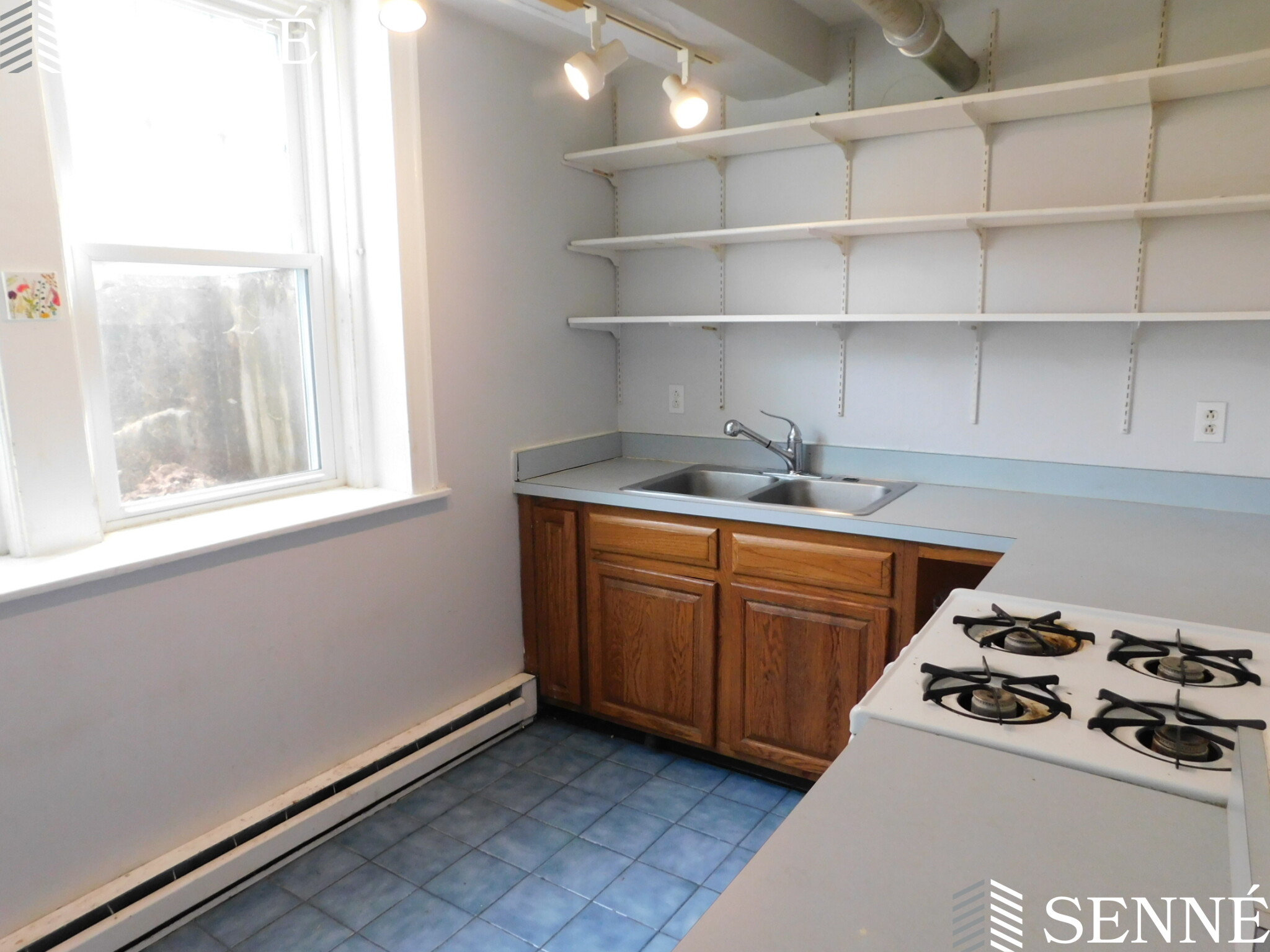 1 bed, 1 bath apartment for rent at 10 Avon St Unit B, Neighborhood Nine — photo 1 of 7