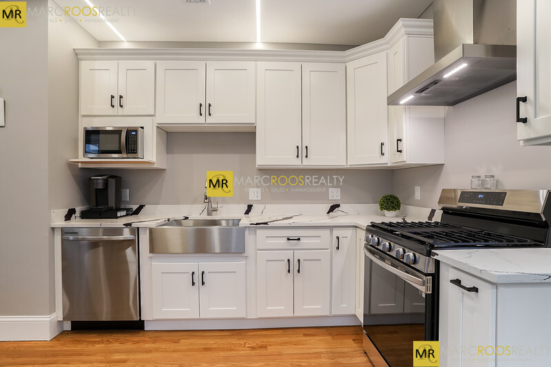 4 bed, 2 bath apartment for rent at 10 X Babcock St Unit 3, North Brookline — photo 4 of 44