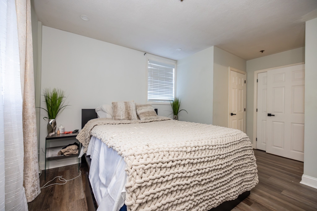 1 bed, 1 bath apartment for rent at 10 Beacon St Unit 102, Woburn — photo 9 of 12