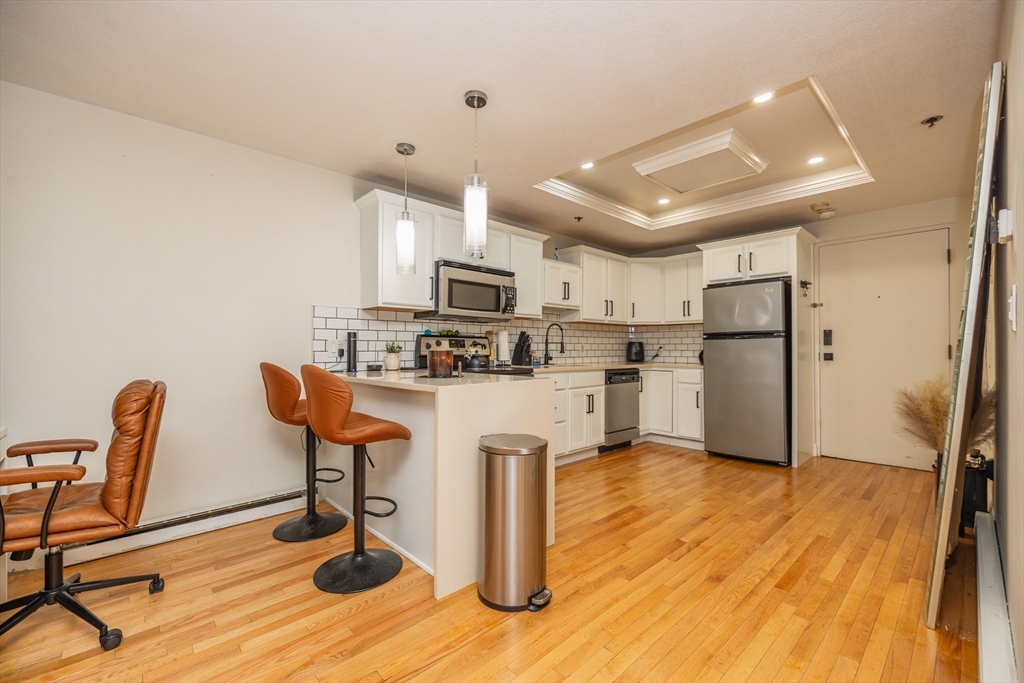 1 bed, 1 bath apartment for rent at 10 Beacon St Unit 102, Woburn — photo 4 of 12