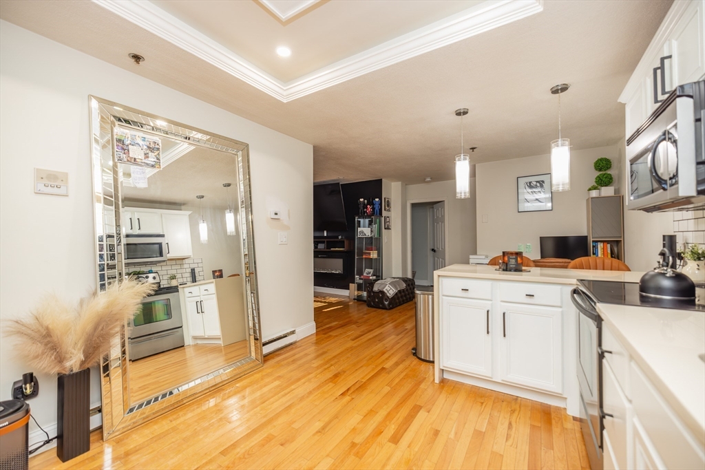 1 bed, 1 bath apartment for rent at 10 Beacon St Unit 102, Woburn — photo 5 of 12