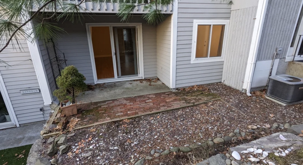 1 bed, 1 bath apartment for rent at 10 Beals Cove Rd Unit B, West Hingham — photo 9 of 13