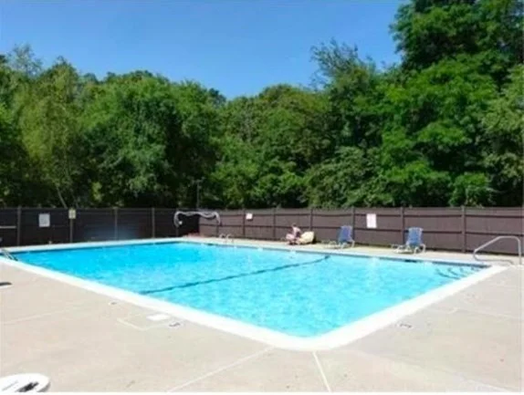 2 bed, 1 bath apartment for rent at 10 Beals Cove Rd Unit E, Hingham — photo 7 of 11