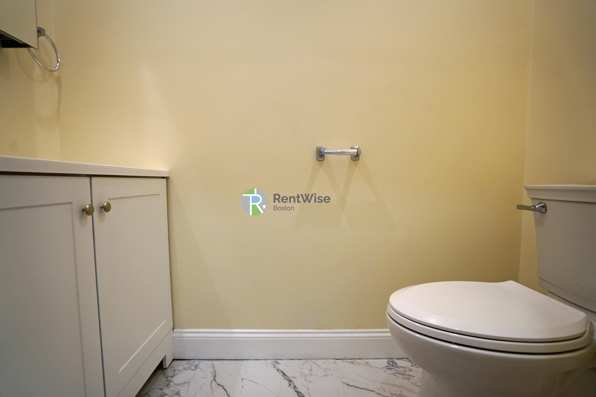 3 bed, 1.5 bath apartment for rent at 10 Beals St Unit 4, North Brookline — photo 14 of 26