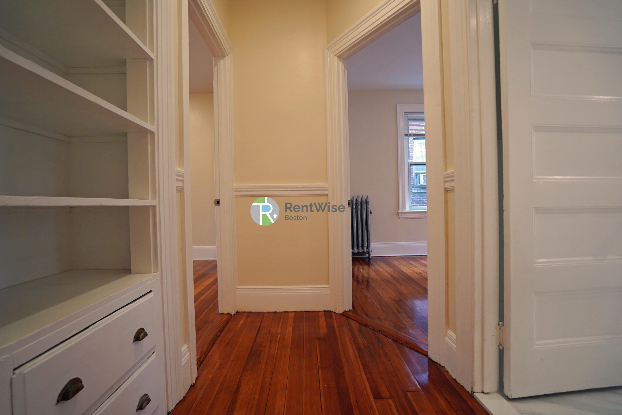 3 bed, 1.5 bath apartment for rent at 10 Beals St Unit 4, North Brookline — photo 17 of 26