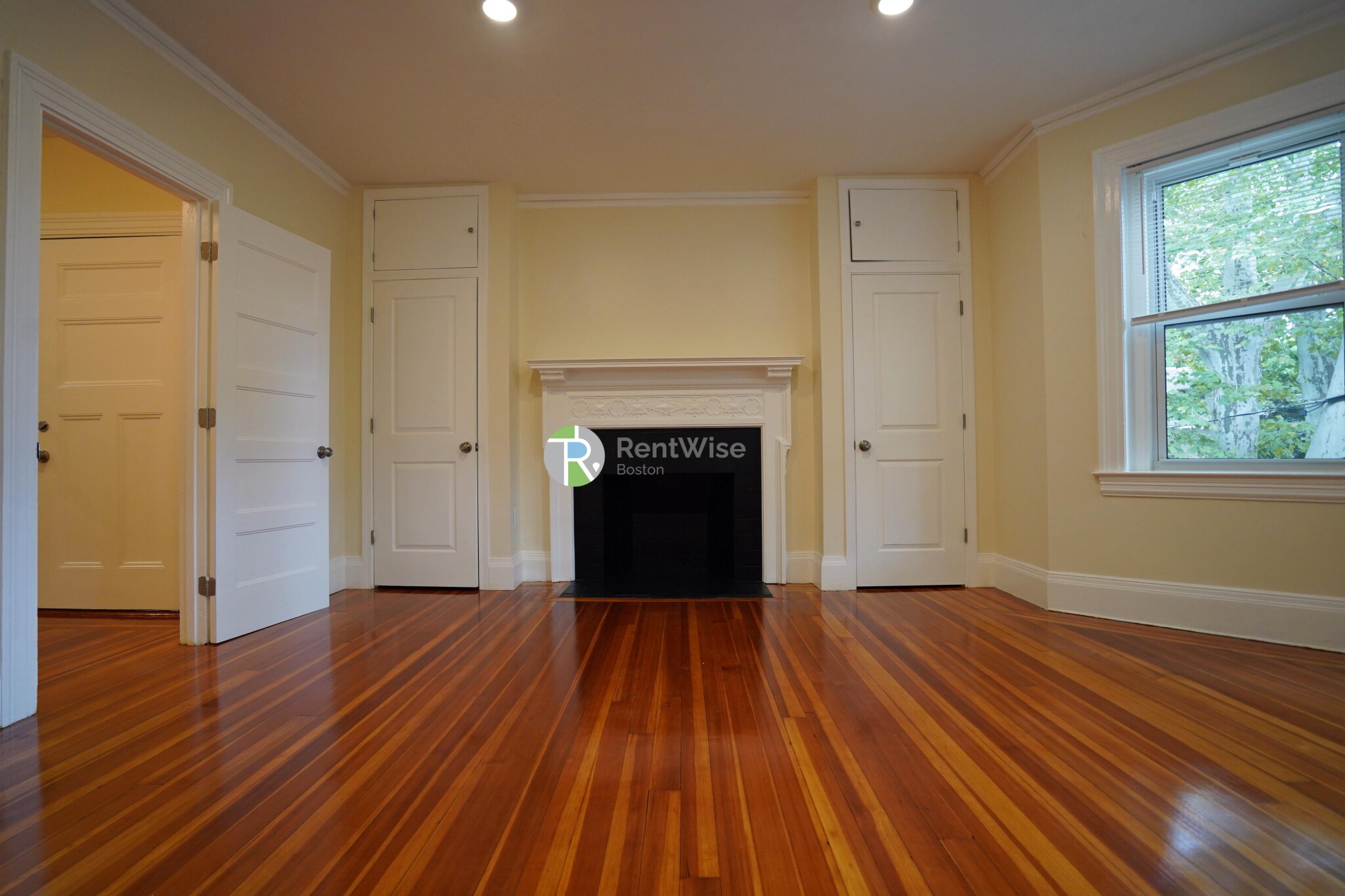 3 bed, 1.5 bath apartment for rent at 10 Beals St Unit 4, North Brookline — photo 12 of 26