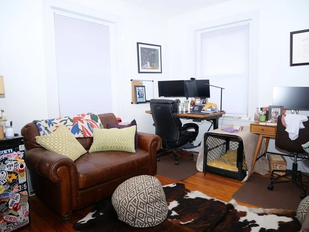 3 bed, 1 bath apartment for rent at 10 Beals Unit 1, Coolidge Corner — photo 7 of 8