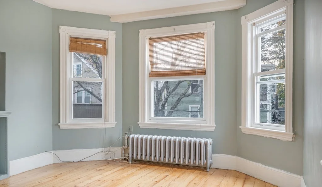 3 bed, 1 bath apartment for rent at 10 Bearse Ave Unit 3, Dorchester — photo 2 of 22