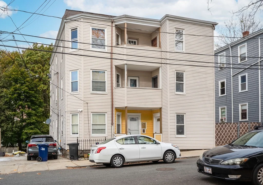 3 bed, 1 bath apartment for rent at 10 Bearse Ave Unit 3, Dorchester — photo 22 of 22