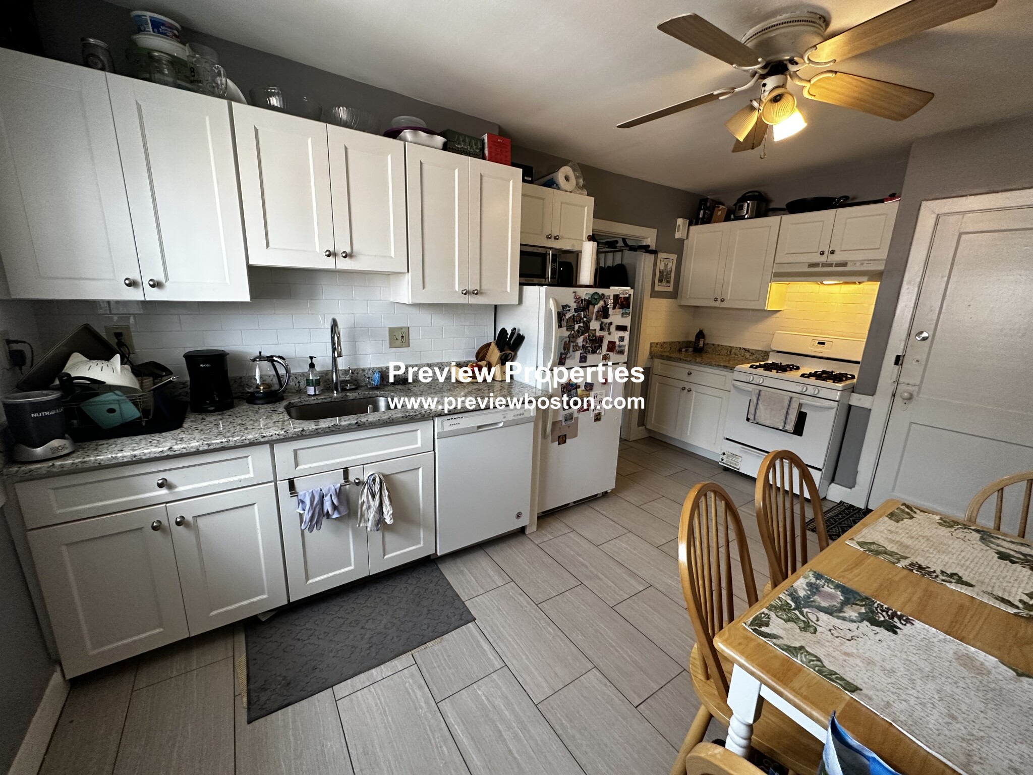 1 bed, 1 bath apartment for rent at 10 Beechcroft St Unit 4, Oak Square — photo 6 of 17