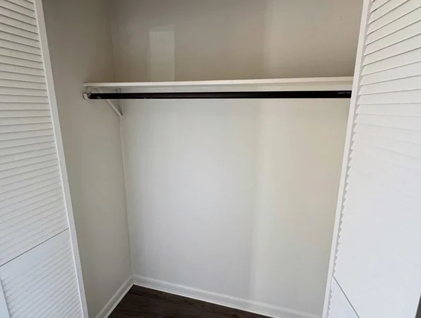 Studio bed, 1 bath apartment for rent at 10 Belchertown Rd Unit 18, Amherst — photo 6 of 7