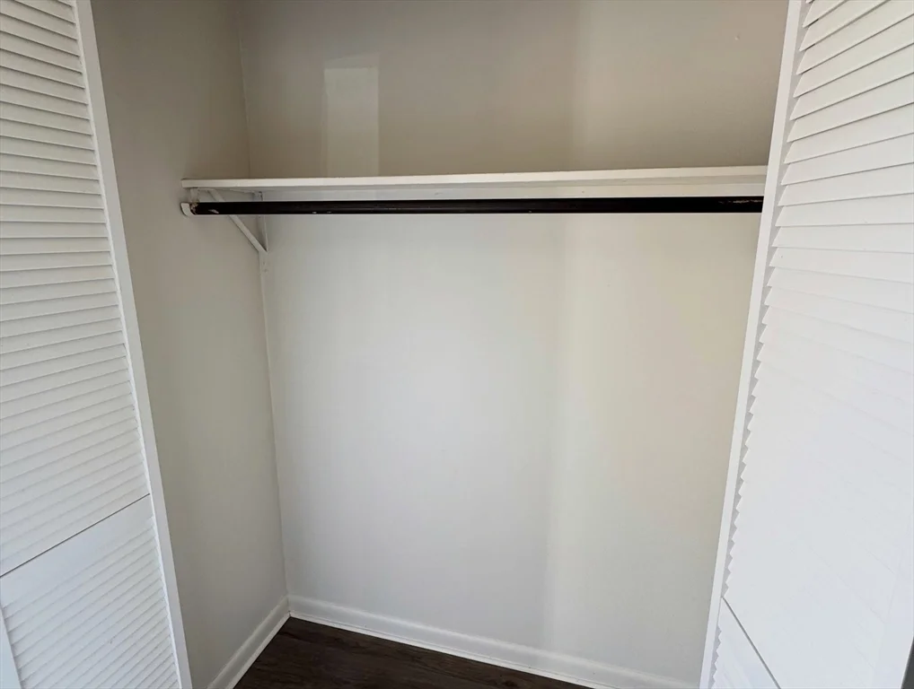 1 bed, 1 bath apartment for rent at 10 Belchertown Rd Unit 7, Amherst — photo 6 of 6