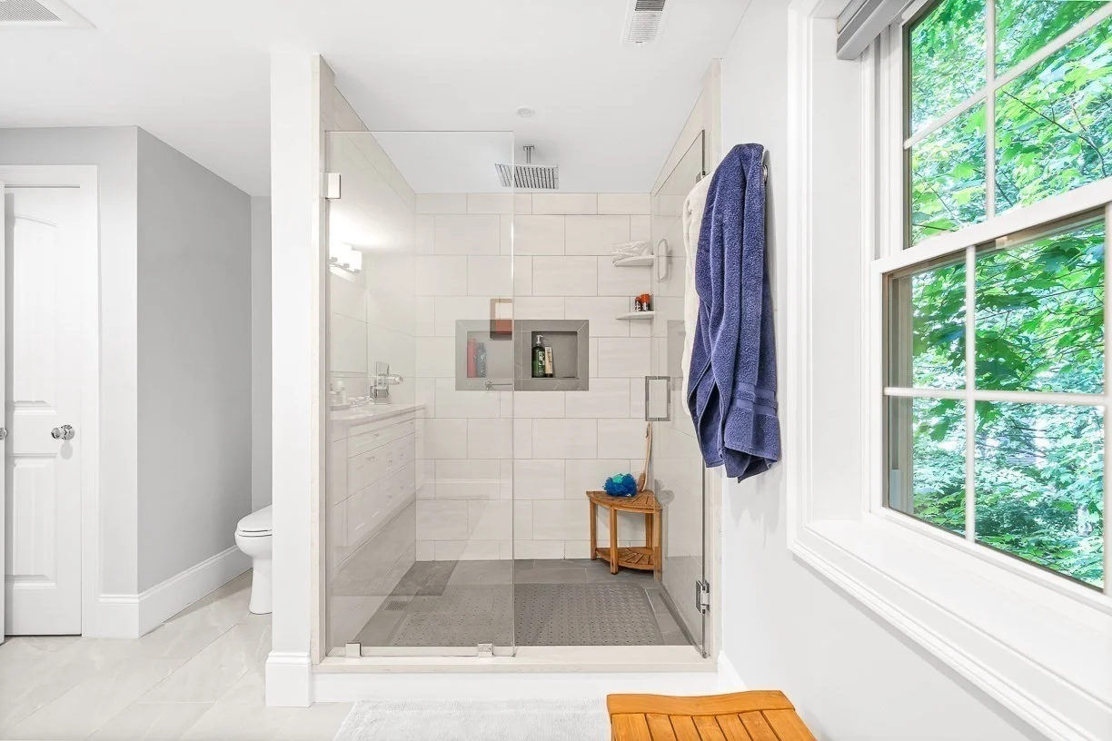 5 bed, 3 bath apartment for rent at 10 Bellevue Ave, Winchester — photo 31 of 41