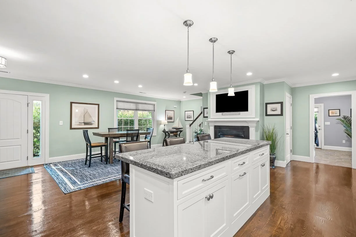 5 bed, 3 bath apartment for rent at 10 Bellevue Ave, Winchester — photo 11 of 41