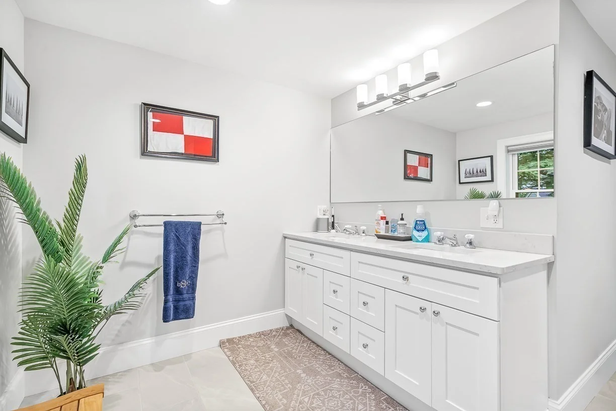 5 bed, 3 bath apartment for rent at 10 Bellevue Ave, Winchester — photo 30 of 41