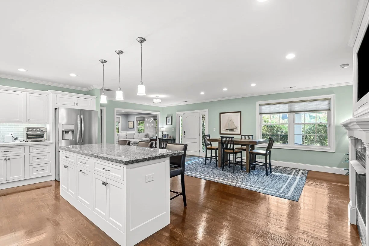 5 bed, 3 bath apartment for rent at 10 Bellevue Ave, Winchester — photo 6 of 41