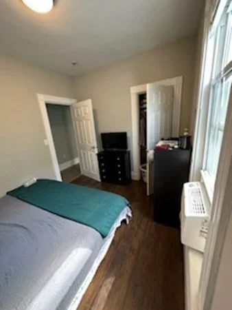 3 bed, 1 bath apartment for rent at 10 Bellflower St Unit 2, Dorchester — photo 10 of 17